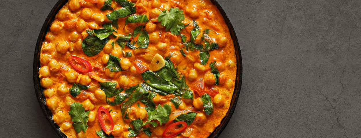 Creamy Chickpea Curry with Coconut Milk